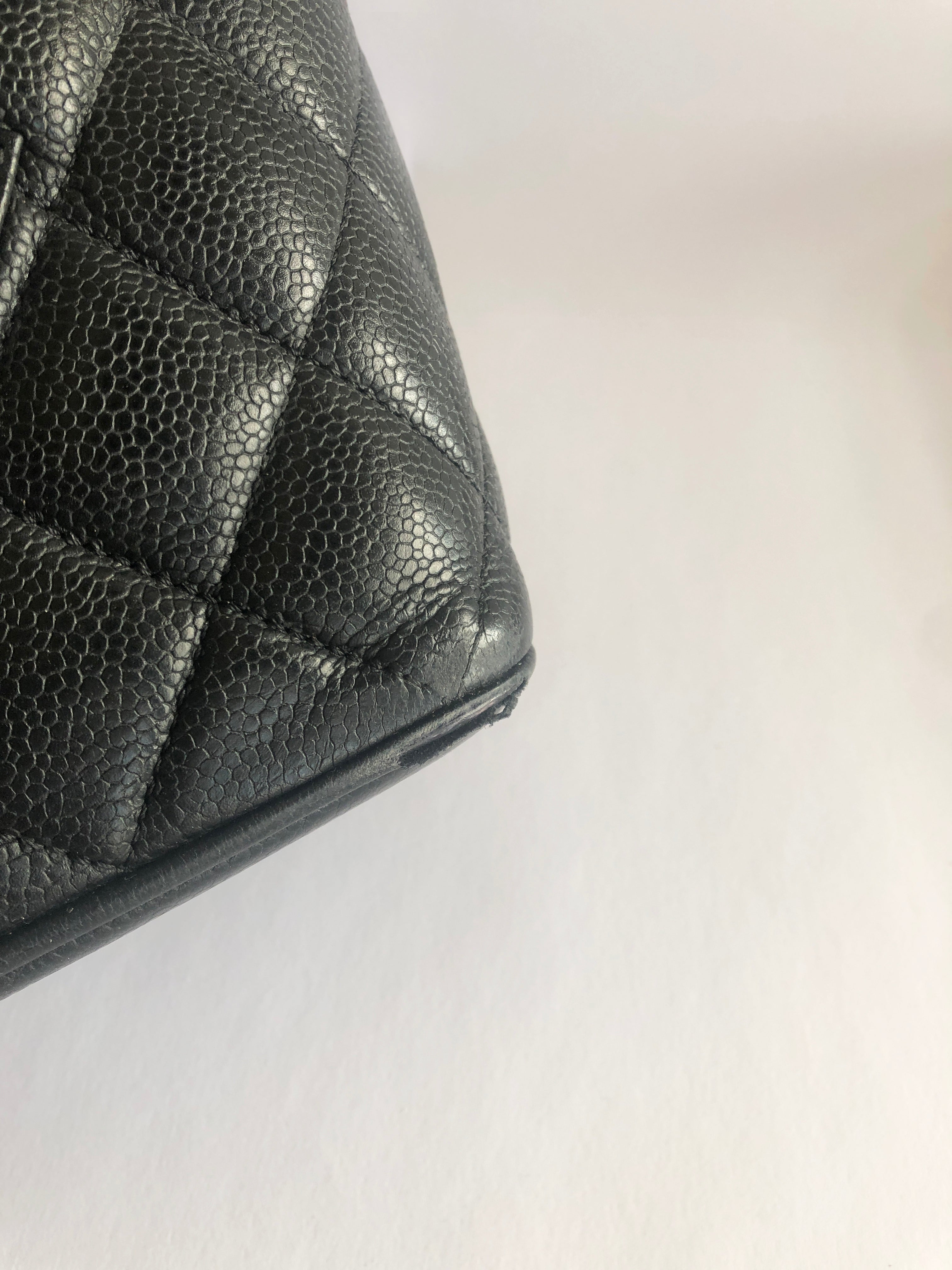 Second Hand Chanel Designertaschen jetzt online kaufen auf kaleaz.
