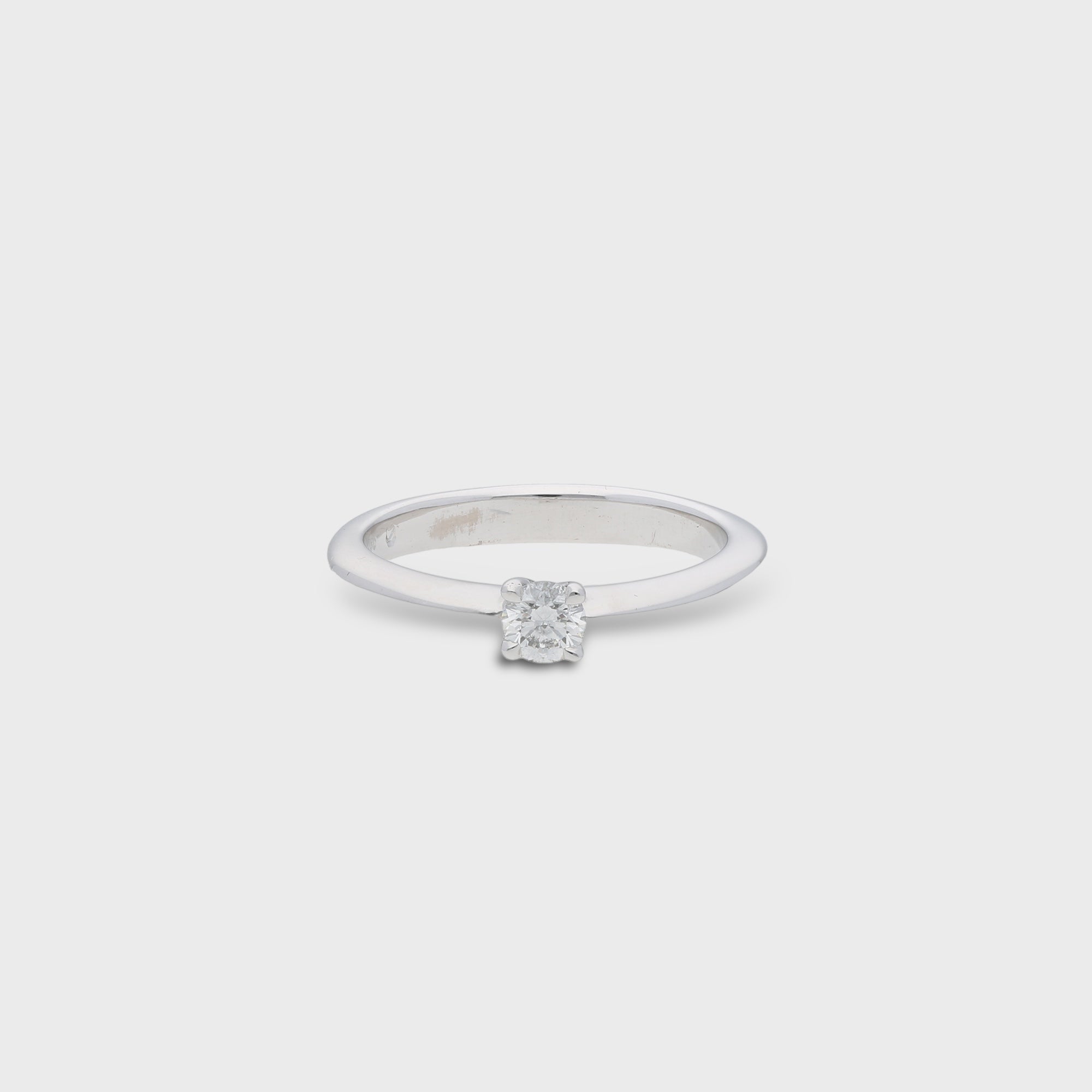 Second Hand Diamantschmuck jetzt online kaufen auf kaleaz.