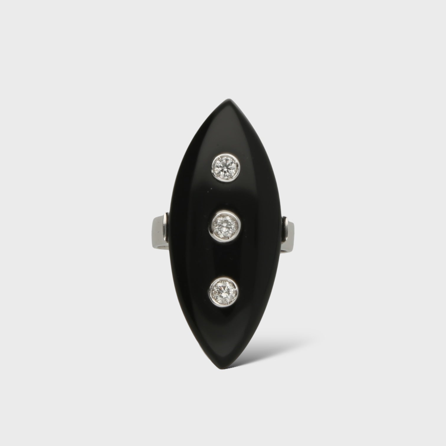 Onyx-Brillant-Ring