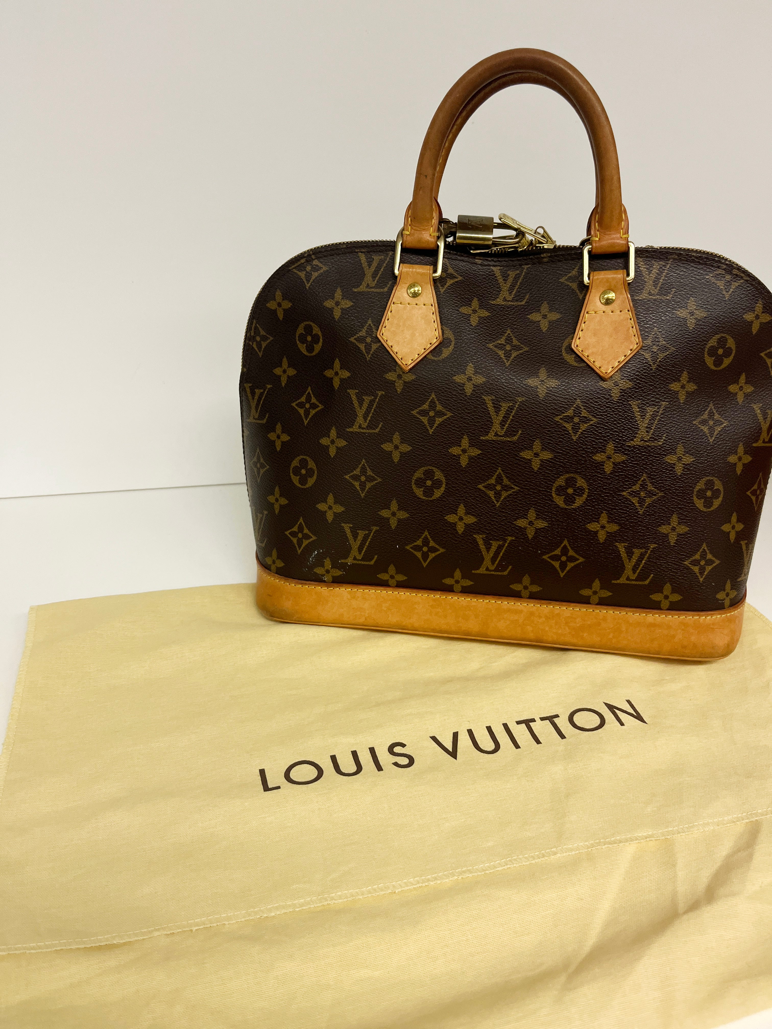 Louis Vuitton Handtasche Alma PM Monogram